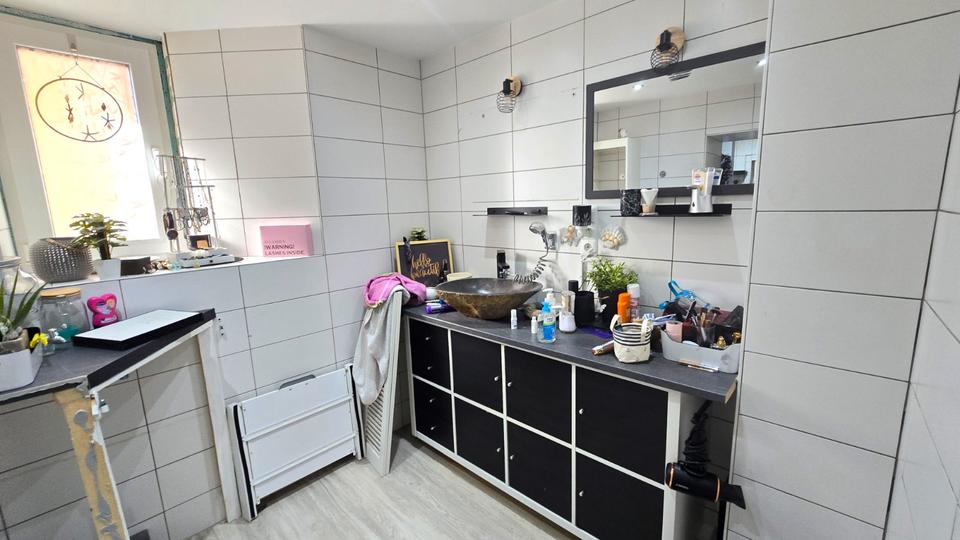 Einfamilienhaus Mansfeld - 5 Zimmer, 110 m&sup2;, 850&euro; | Angebot:26496354