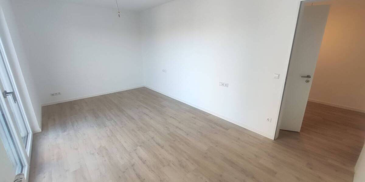 Etagenwohnung Heilbronn Böckingen - 3 Zimmer, 117 m&sup2;, 1.350&euro; | Angebot:25663849