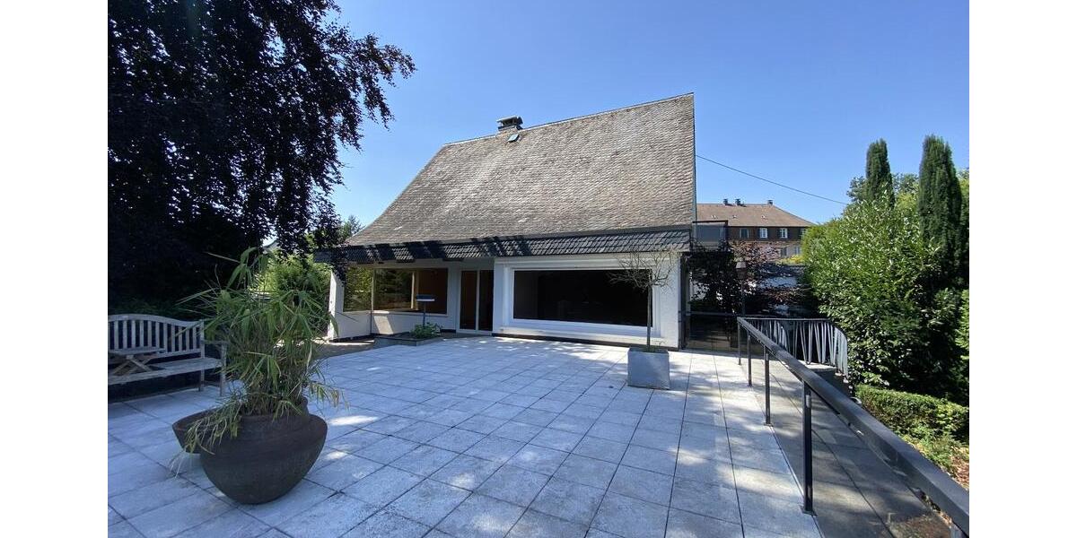 Einfamilienhaus Gummersbach - 6 Zimmer, 250 m&sup2;, 1.950&euro; | Angebot:25216498