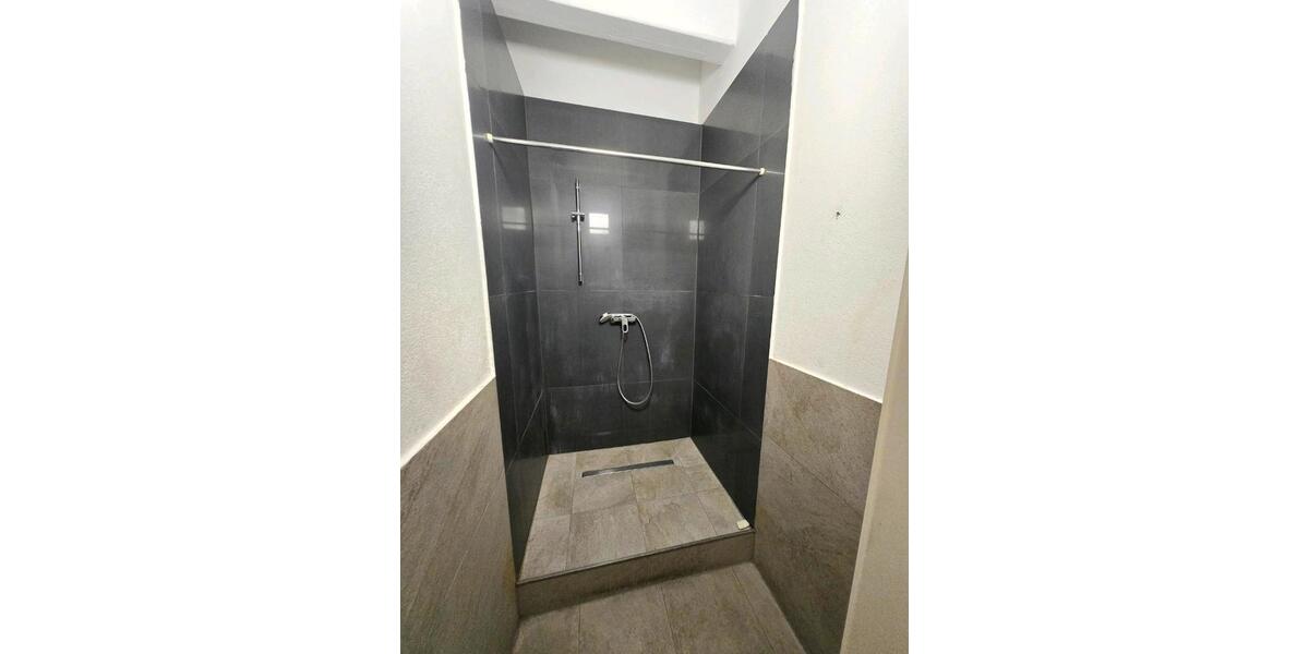 Wohnen auf Zeit Bretten - 25 Zimmer, 30 m&sup2;, 350&euro; | Angebot:25982146