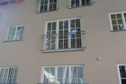 Wohnung zum Mieten in Frankfurt 1.140 € 76 m² 2 zimmer