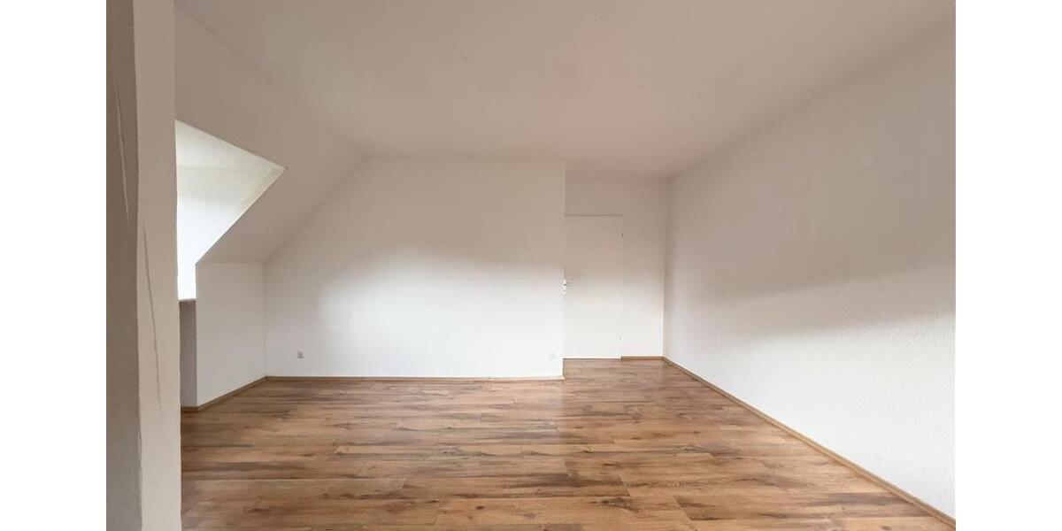 Dachgeschoßwohnung Meerbusch Necklenbroich - 2 Zimmer, 75 m&sup2;, 1.100&euro; | Angebot:24497958