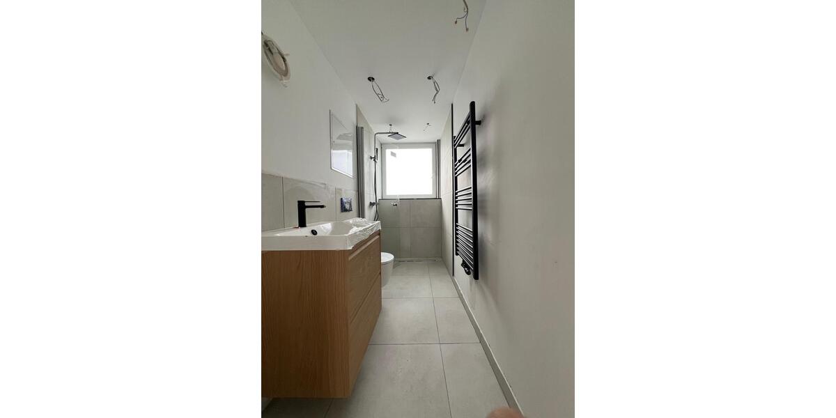 Dachgeschoßwohnung Wesseling - 3.5 Zimmer, 87 m&sup2;, 1.550&euro; | Angebot:25875953