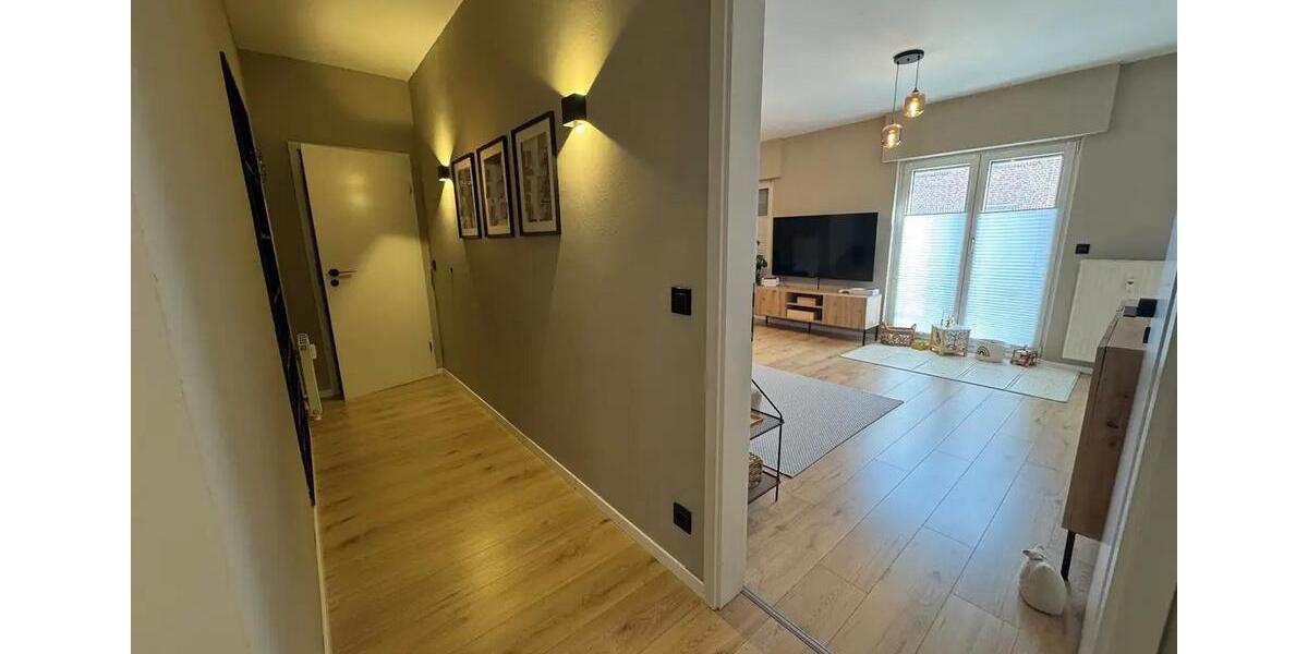 Maisonettenwohnung Duisburg Rheinhausen - 7 Zimmer, 210 m&sup2;, 2.499&euro; | Angebot:26702259