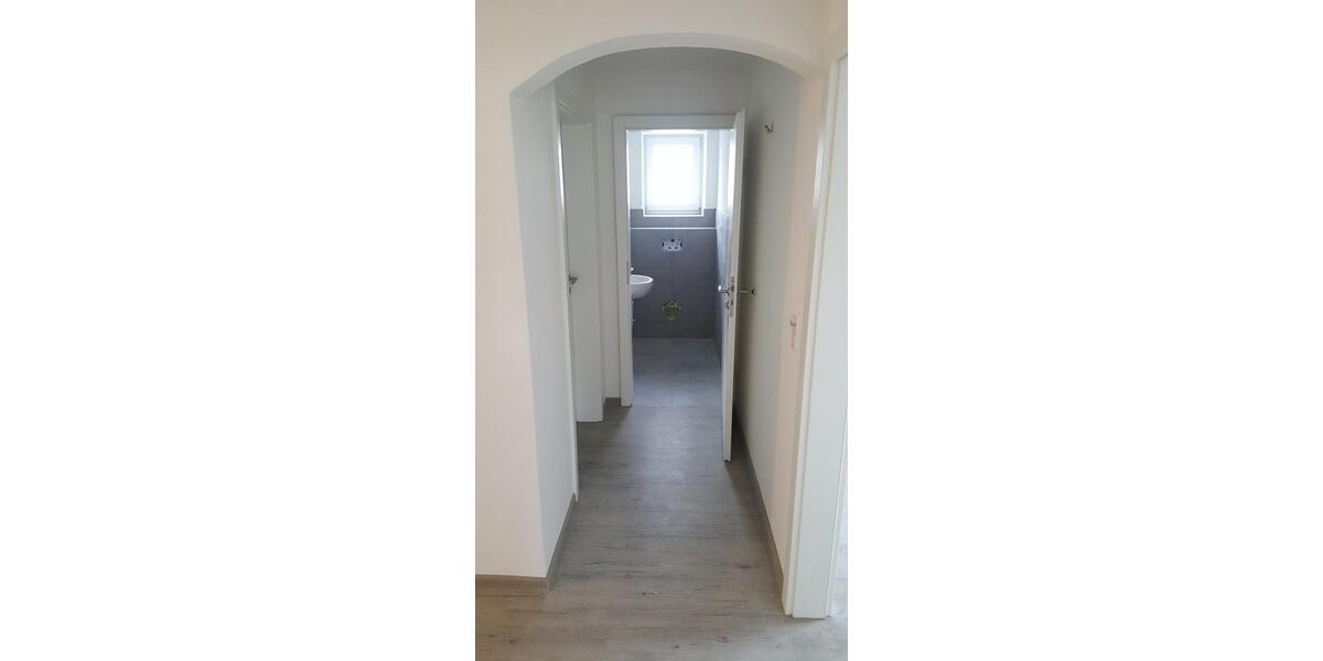 Etagenwohnung Hohenroth - 4 Zimmer, 114 m&sup2;, 1.140&euro; | Angebot:24841207