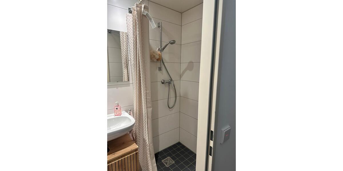 Etagenwohnung Würzburg Dürrbachau - 1 Zimmer, 21 m&sup2;, 585&euro; | Angebot:25238346