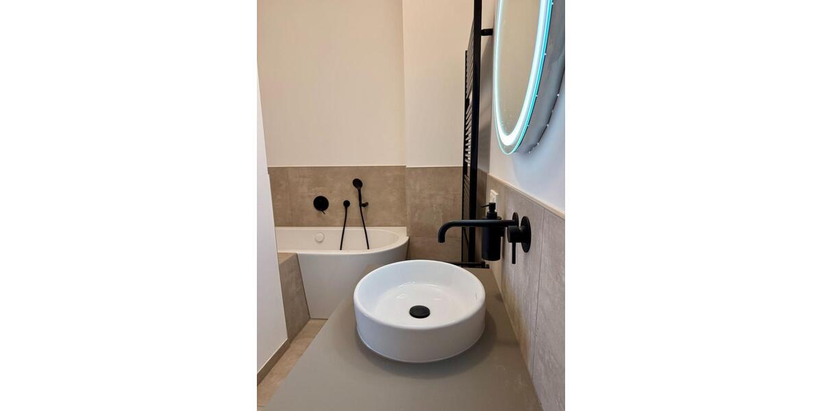 Einfamilienhaus Eltville am Rhein - 10 Zimmer, 246 m&sup2;, 3.290&euro; | Angebot:19400577