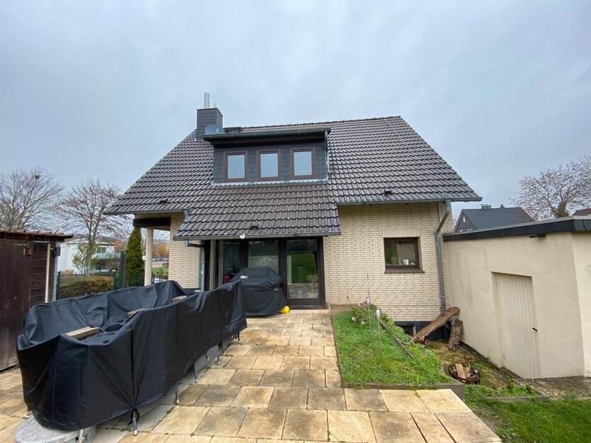 Einfamilien Haus in Lutter mit FBH, großer Garage und Kamin