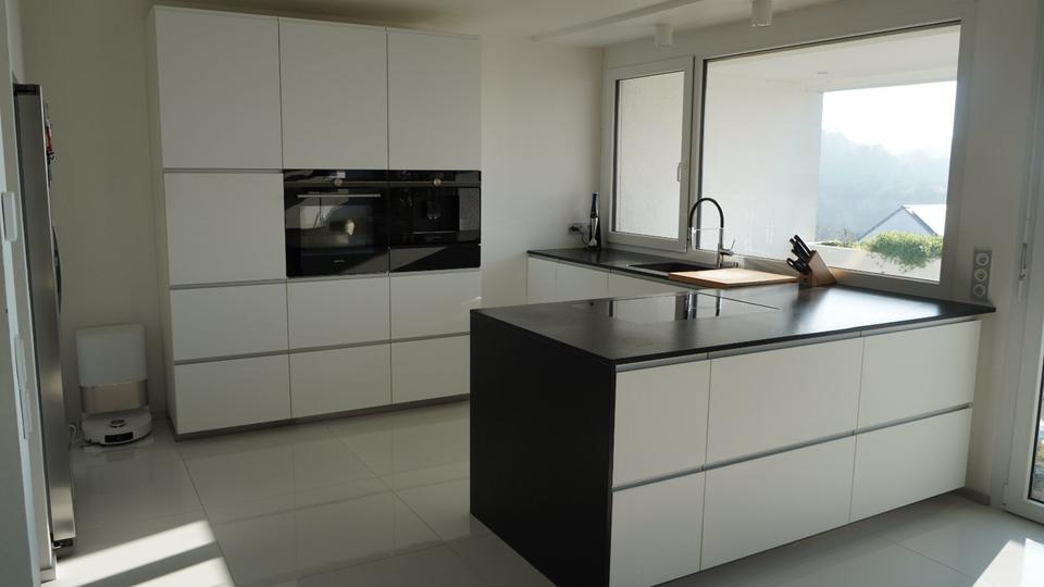 Wohnen auf Zeit Esslingen am Neckar Brühl - 6 Zimmer, 200 m&sup2;, 400&euro; | Angebot:25901250