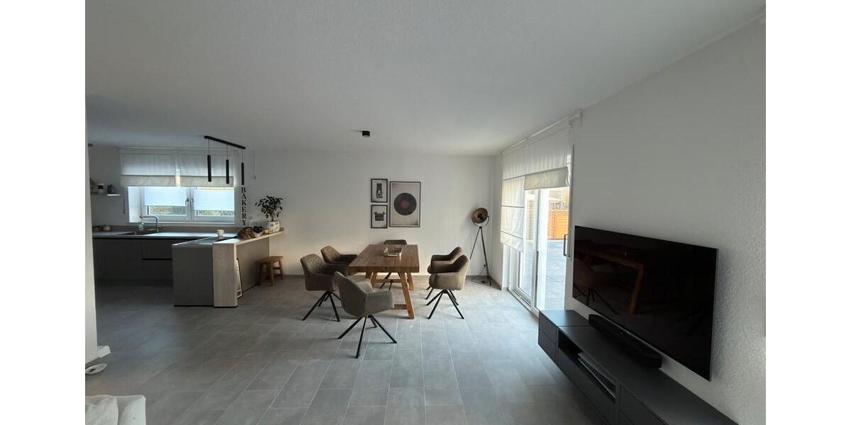 Doppelhaushälfte Höxter - 5 Zimmer, 135 m&sup2;, 1.300&euro; | Angebot:26581634