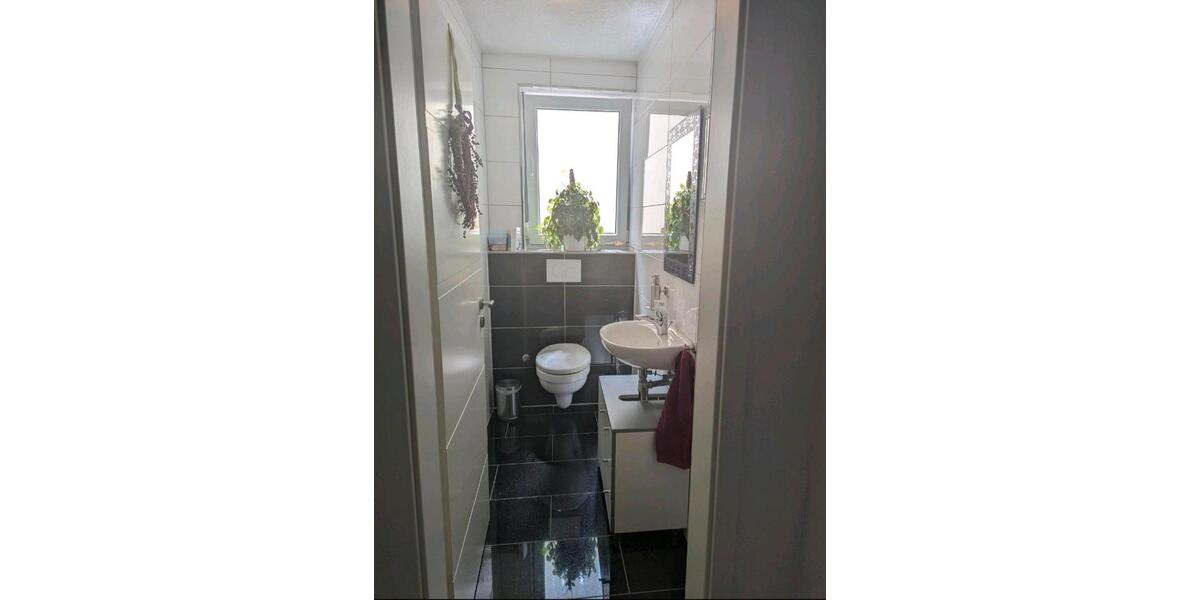Erdgeschoßwohnung Schwaigern - 3 Zimmer, 95 m&sup2;, 1.150&euro; | Angebot:26639140