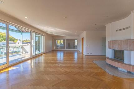 Haus Menden (Sauerland) - 5 Zimmer, 251 m&sup2;, 1.550&euro; | Angebot:24930528