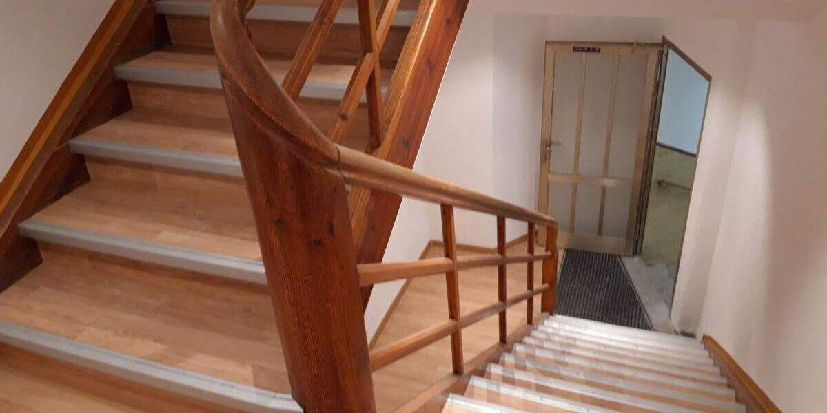 Etagenwohnung Hirschau - 3 Zimmer, 117 m&sup2;, 899&euro; | Angebot:24834186