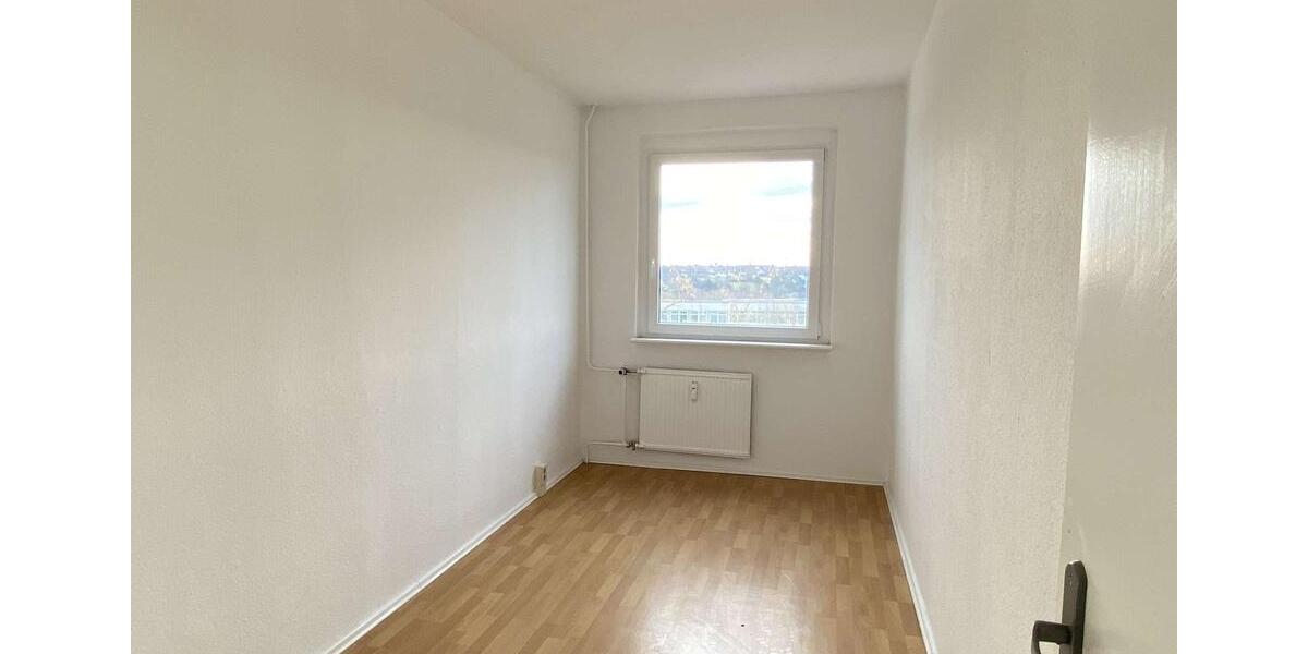 Etagenwohnung Rositz - 4 Zimmer, 70 m&sup2;, 352&euro; | Angebot:25427925