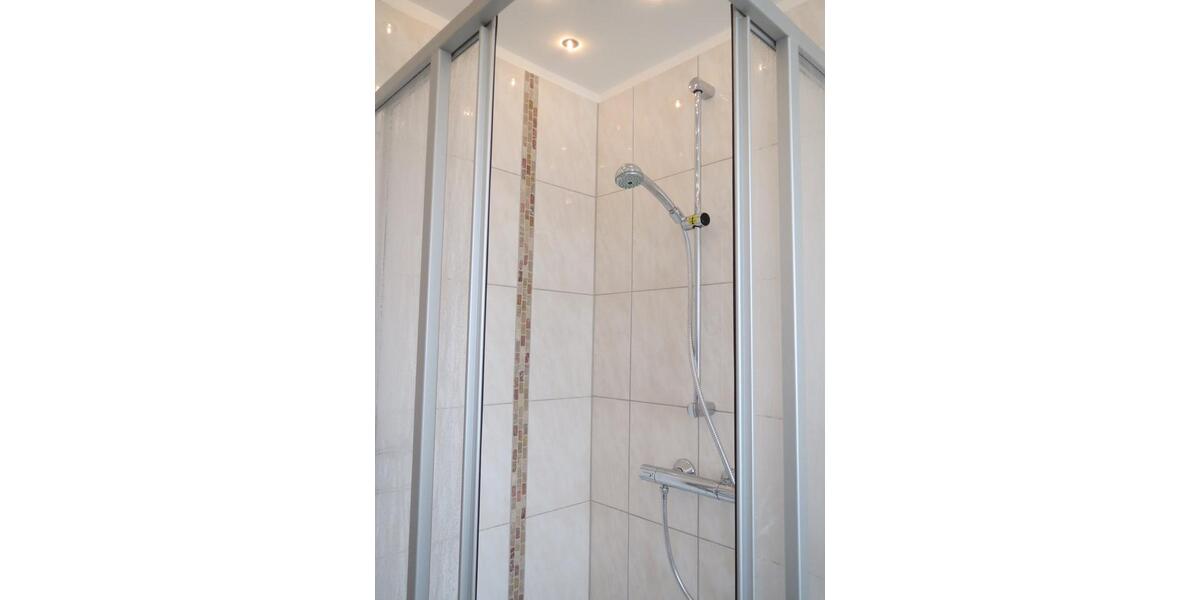 Etagenwohnung Waldershof - 2 Zimmer, 62 m&sup2;, 460&euro; | Angebot:26688623