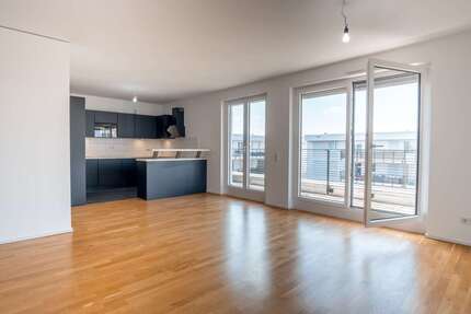 Wohnung zum Mieten in Frankfurt am Main 1.850 € 103.8 m² 4 zimmer