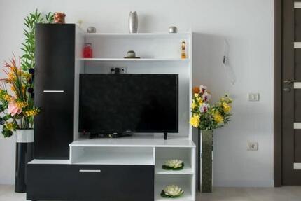 Schöne und modernisierte 1-Zimmer-Wohnung mit Balkon und Einbaukü 1 zimmer