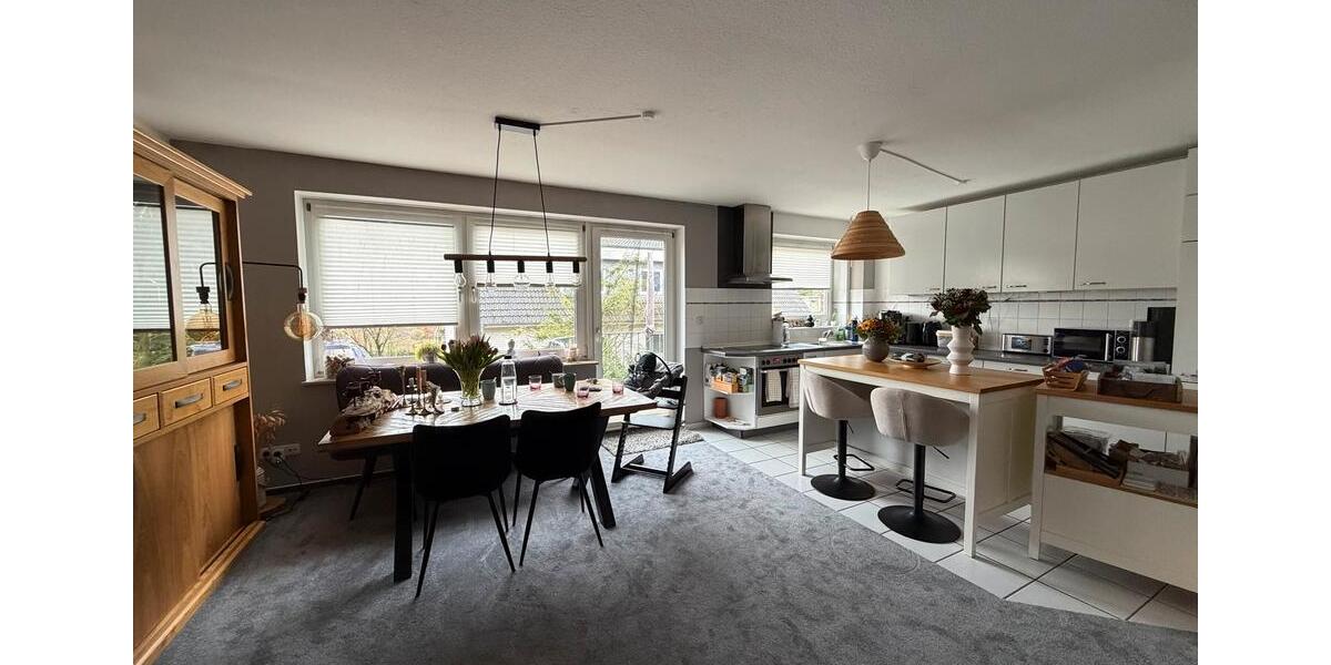 Maisonettenwohnung Pinneberg - 3 Zimmer, 93 m&sup2;, 1.300&euro; | Angebot:25163906