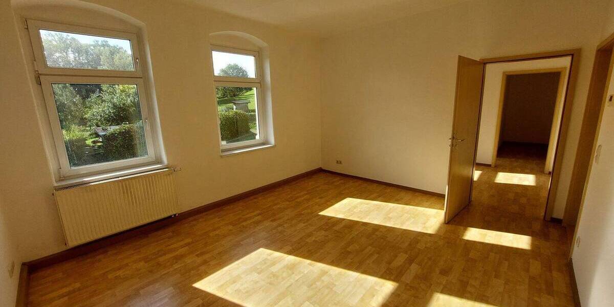 Etagenwohnung Roßwein - 3 Zimmer, 71 m&sup2;, 375&euro; | Angebot:26686390