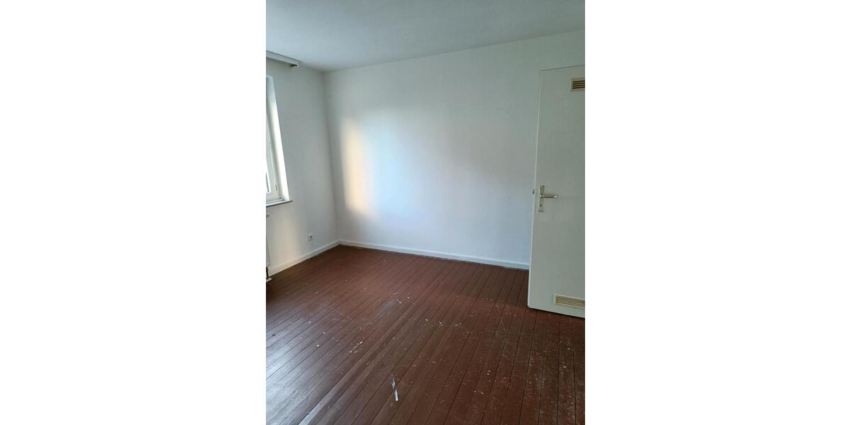 Erdgeschoßwohnung Solingen Mitte - 1 Zimmer, 45 m&sup2;, 590&euro; | Angebot:26545965