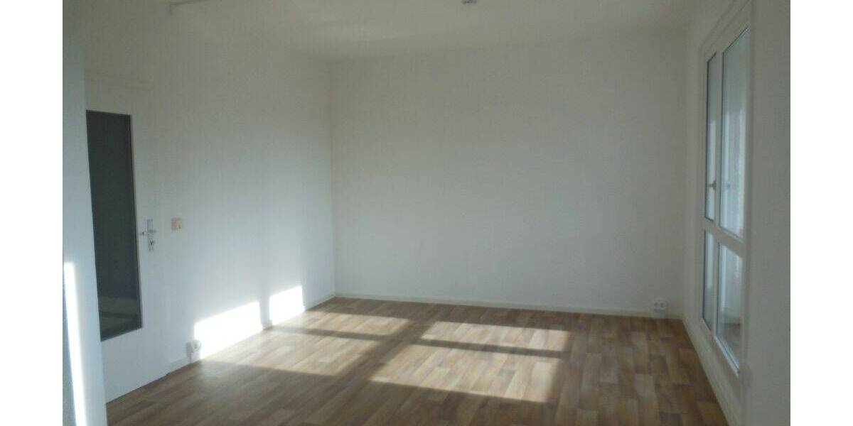 Etagenwohnung Dessau-Roßlau Süd - 3 Zimmer, 57 m&sup2;, 337&euro; | Angebot:26141003