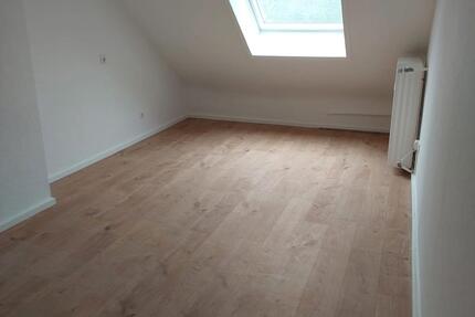 Wohnung Frankfurt am Main Schwanheim - 2 Zimmer, 48 m&sup2;, 700&euro; | Angebot:26407665