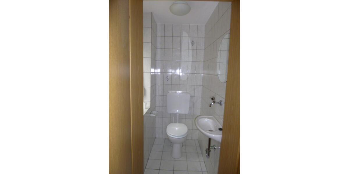 Etagenwohnung Duisburg - 3 Zimmer, 106 m&sup2;, 750&euro; | Angebot:26704132