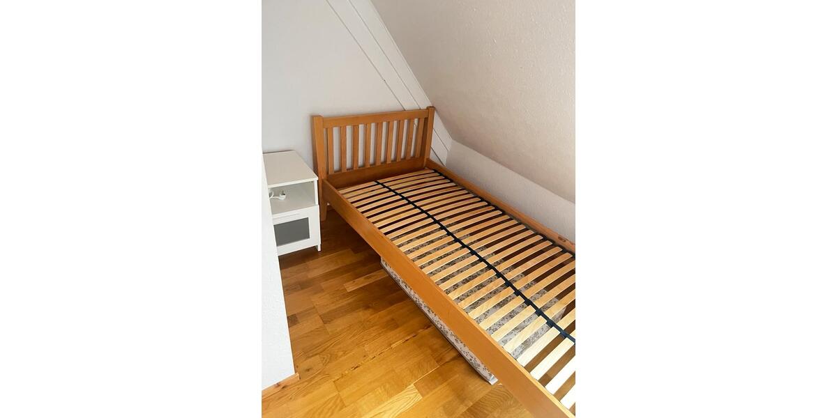 Wohnen auf Zeit Villingen-Schwenningen Schwenningen - 1 Zimmer, 17 m&sup2;, 380&euro; | Angebot:25436610