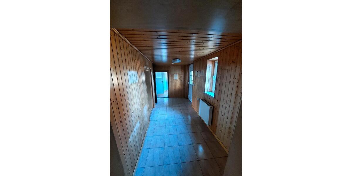 Sanierungsjuwel in Nachwuchslage mit riesigem Grundstück 10 zimmer