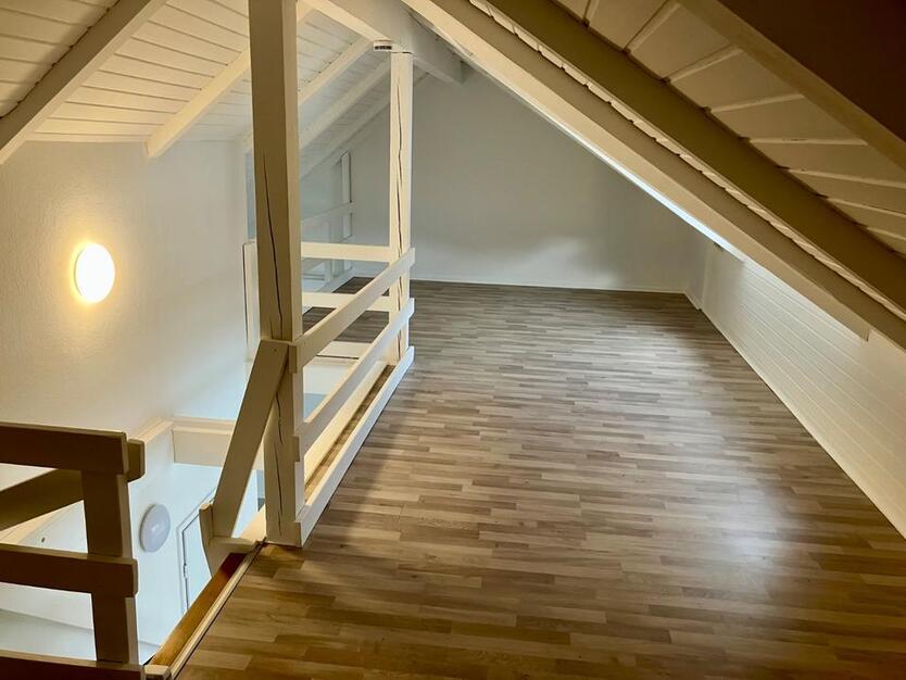 Fußgänger-Zone-Moderne 1,5-Zi.-Maisonette-Wohng.- großer Dachtera