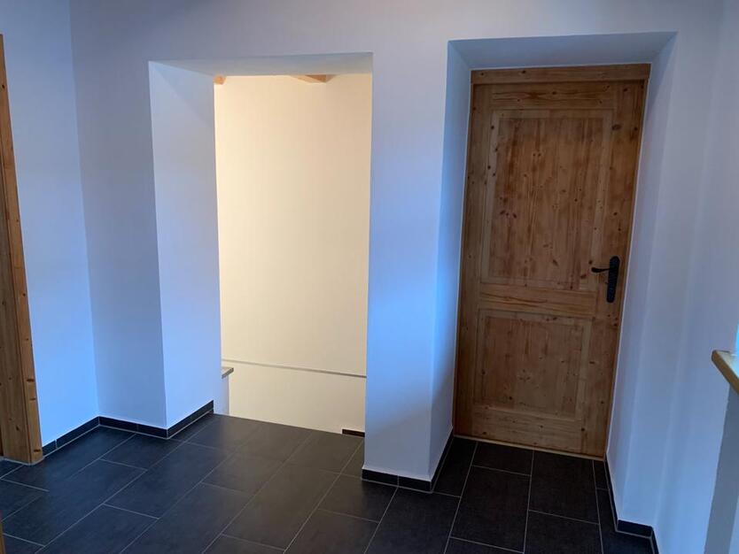 4-Zimmer Wohnung Haushälfte in MettenBerg zu vermieten