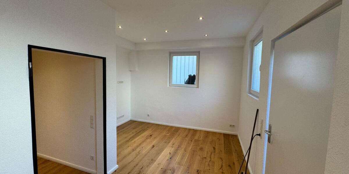 Etagenwohnung Köln Nippes - 1.5 Zimmer, 32 m&sup2;, 800&euro; | Angebot:27000098