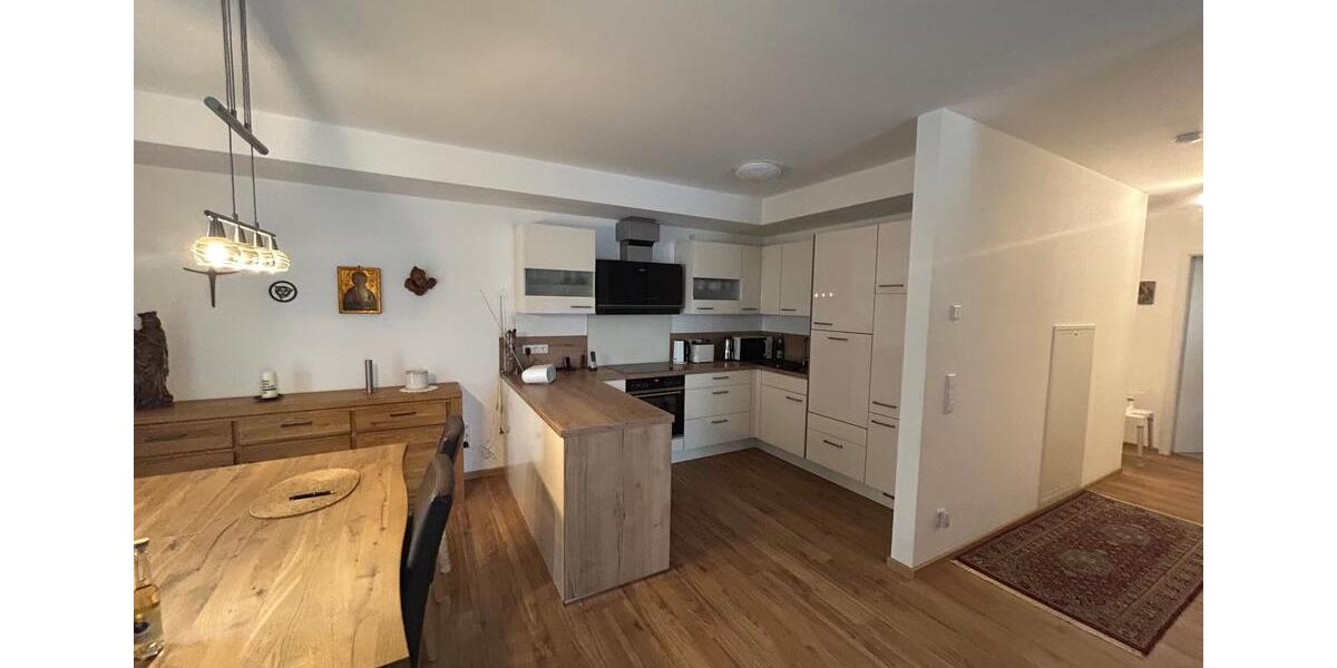 Erdgeschoßwohnung Bad Driburg - 3 Zimmer, 83 m&sup2;, 990&euro; | Angebot:25180528