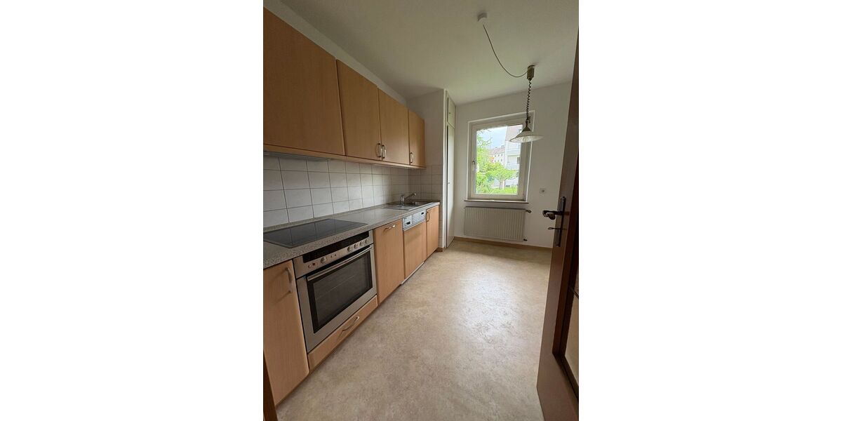 Renovierte 3,5 Zimmer-Wohnung mit Balkon + Tageslichtbad im Hochschulviertel - Appartement Hagen Oberhagen | Angebot:26814406