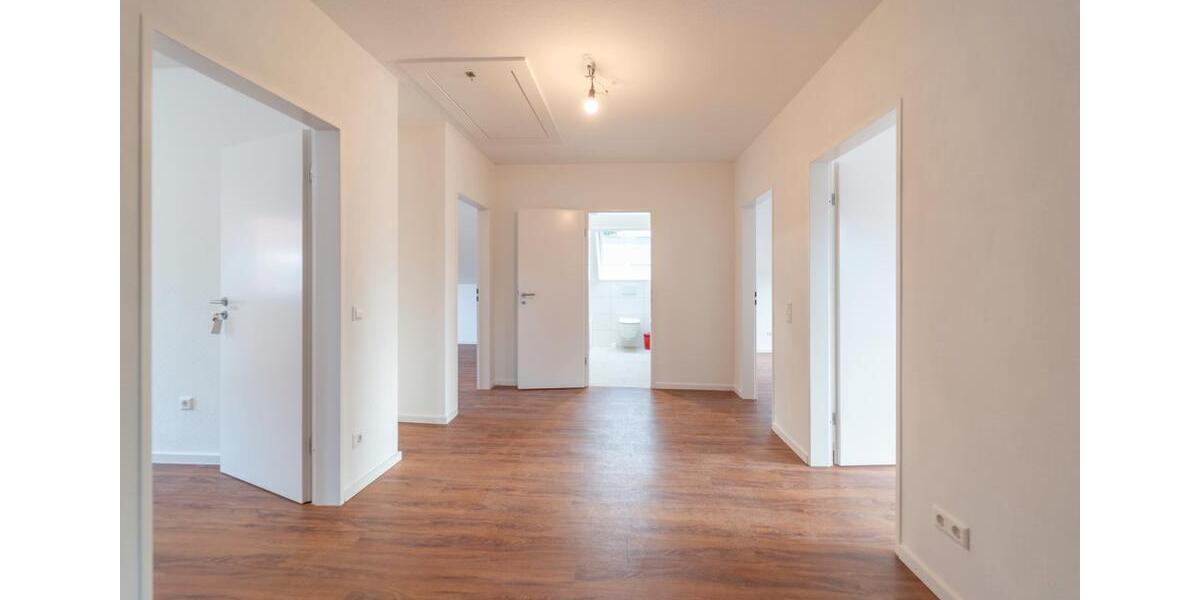 Einfamilienhaus Neuenhaus - 7 Zimmer, 236 m&sup2;, 1.900&euro; | Angebot:26587162