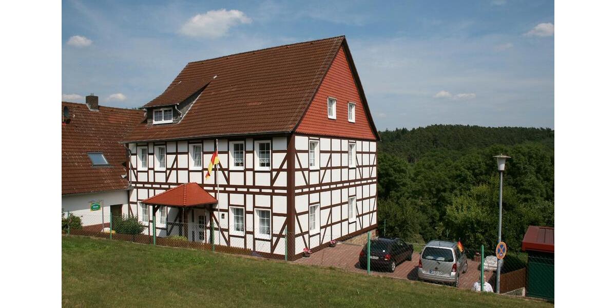 Wohnen auf Zeit Bad Arolsen - 3 Zimmer, 85 m&sup2;, 20&euro; | Angebot:26048033