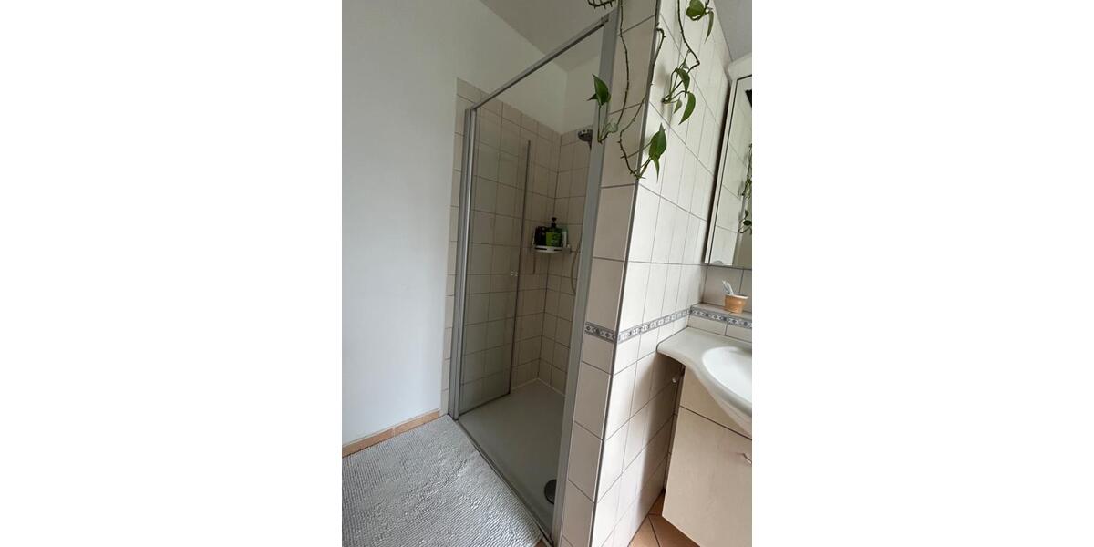 Etagenwohnung Niedenstein - 3 Zimmer, 92 m&sup2;, 650&euro; | Angebot:25943863