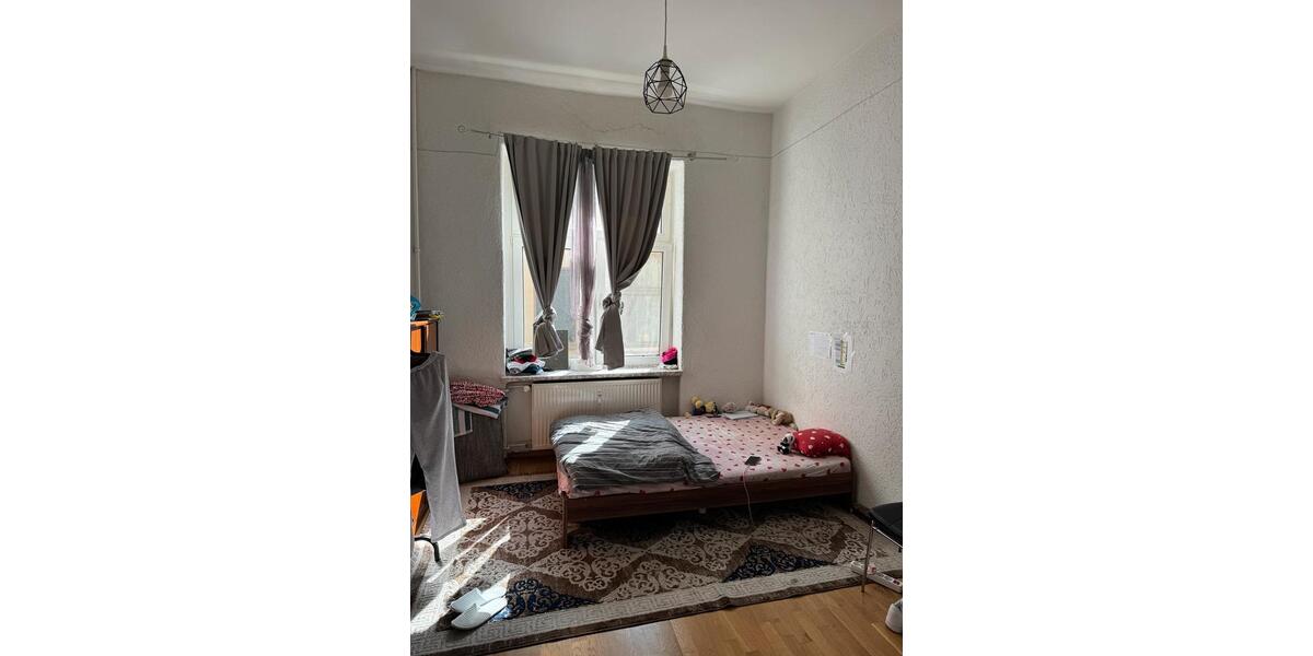 Etagenwohnung Ludwigshafen am Rhein - 1 Zimmer, 20 m&sup2;, 370&euro; | Angebot:26704246