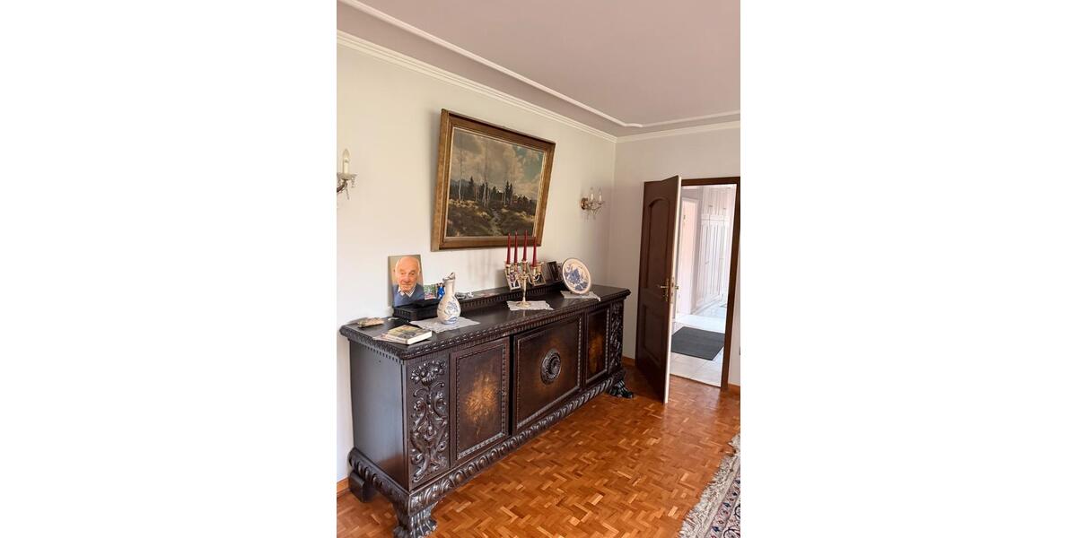 Erdgeschoßwohnung Großalmerode - 7 Zimmer, 141 m&sup2;, 1.100&euro; | Angebot:26535603