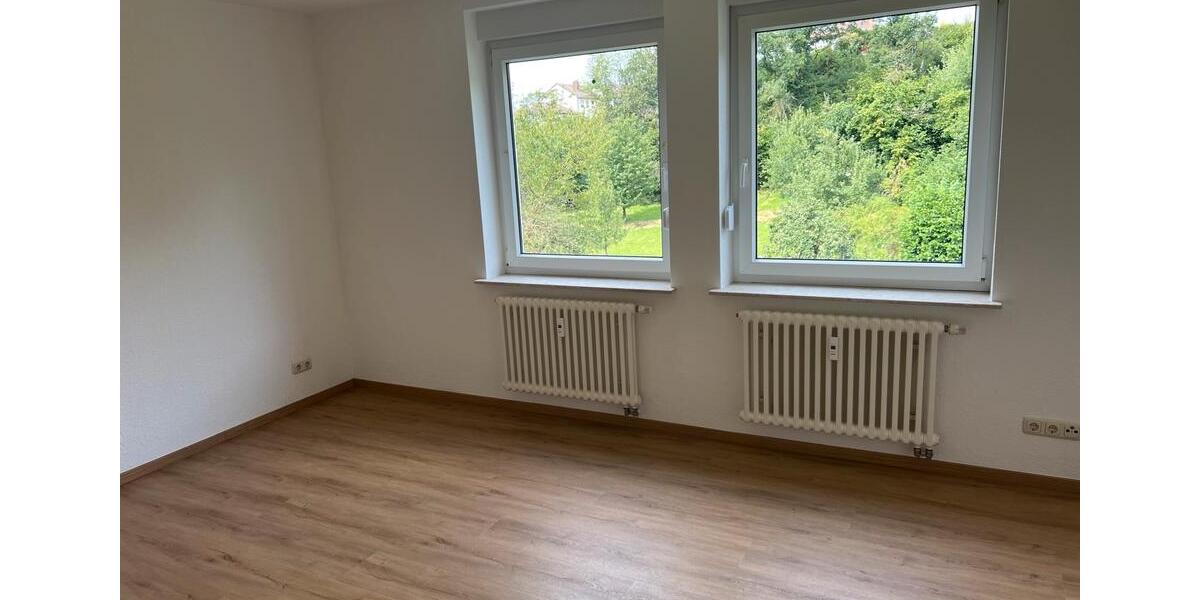 Erdgeschoßwohnung Felsberg - 3 Zimmer, 95 m&sup2;, 760&euro; | Angebot:25843147