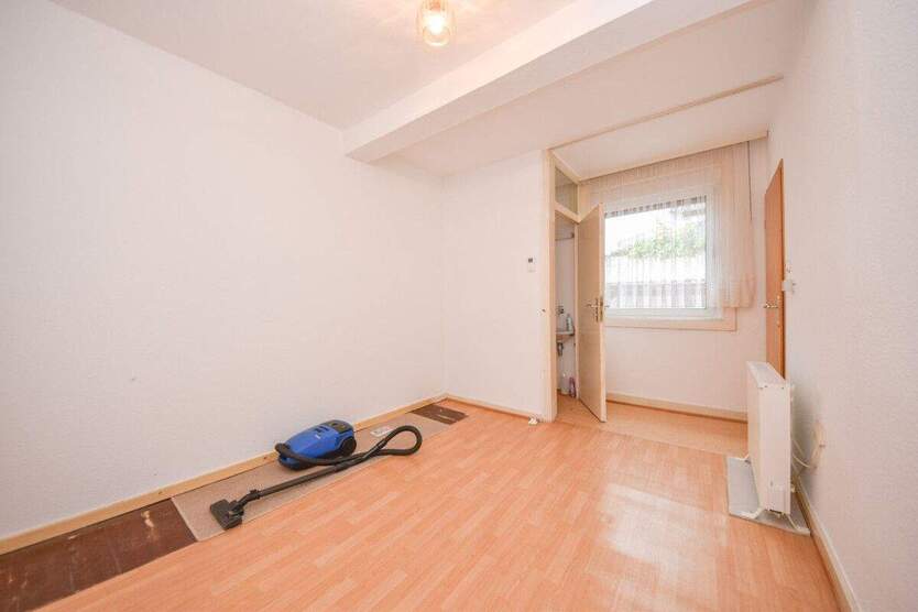 DIETZ: Gepflegtes Fachwerkhaus mit Garten, kleinem Nebengebäude im Babenhausen OT Harpertshausen! 5 zimmer