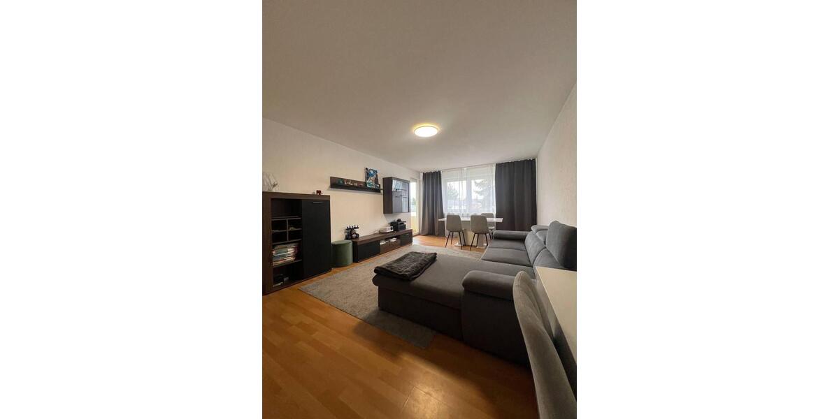 Etagenwohnung Stuttgart Bad Cannstatt - 1 Zimmer, 84 m&sup2;, 1.650&euro; | Angebot:26073129