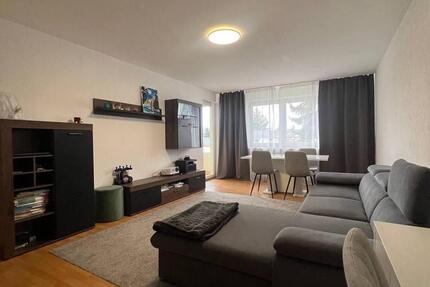 Wohnung Stuttgart Bad Cannstatt - 3 Zimmer, 84 m&sup2;, 1.650&euro; | Angebot:26073129
