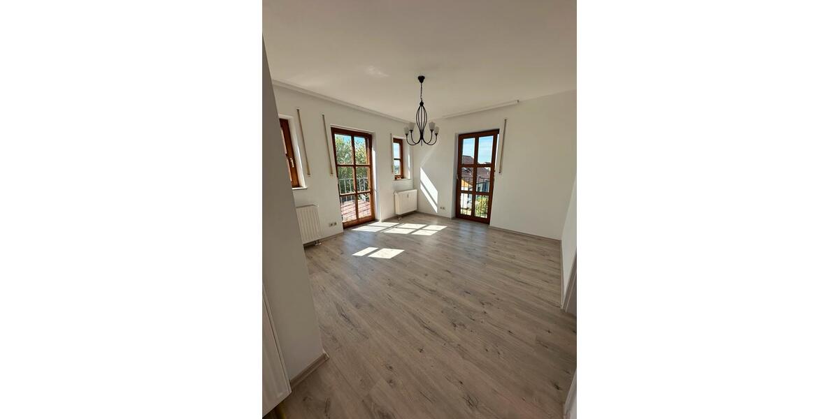 Etagenwohnung Gebenbach - 3.5 Zimmer, 87 m&sup2;, 850&euro; | Angebot:26313094