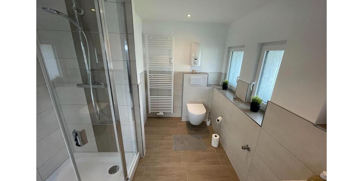 Dachgeschoßwohnung Duisburg Hamborn - 2 Zimmer, 82 m&sup2;, 758&euro; | Angebot:26562111
