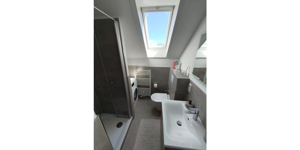 Dachgeschoßwohnung Mönchengladbach - 2 Zimmer, 55 m&sup2;, 795&euro; | Angebot:26587571