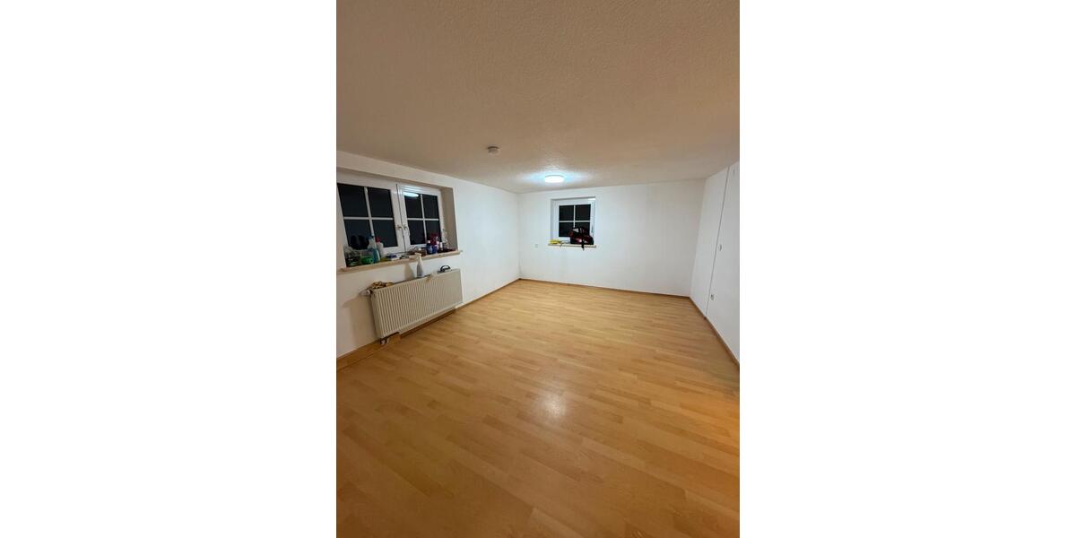 Erdgeschoßwohnung Krumbach (Schwaben) - 2 Zimmer, 60 m&sup2;, 670&euro; | Angebot:24733806