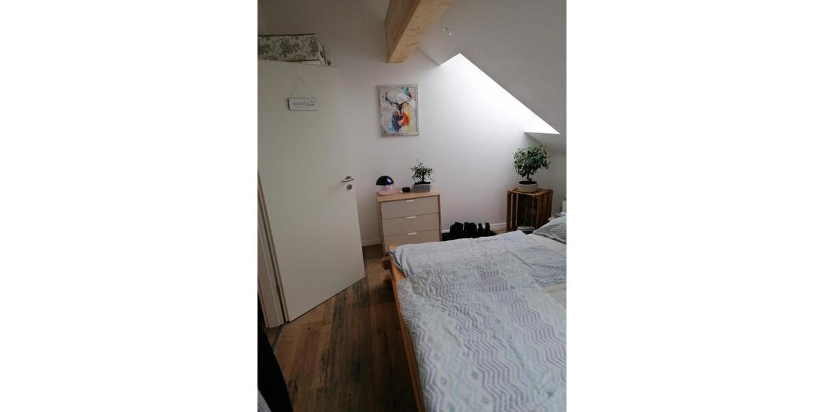 Etagenwohnung Parkstetten - 3 Zimmer, 90 m&sup2;, 1.150&euro; | Angebot:25931440