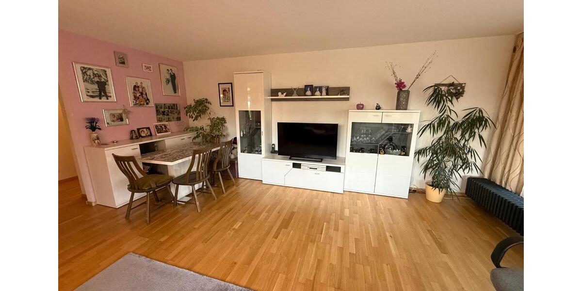 Etagenwohnung Freudenstadt - 3 Zimmer, 73 m&sup2;, 700&euro; | Angebot:26247544