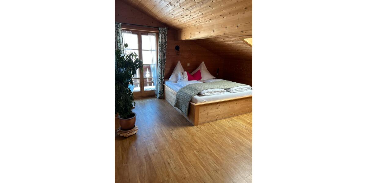 Wohnen auf Zeit Fischbachau - 2 Zimmer, 60 m&sup2;, 900&euro; | Angebot:24364372